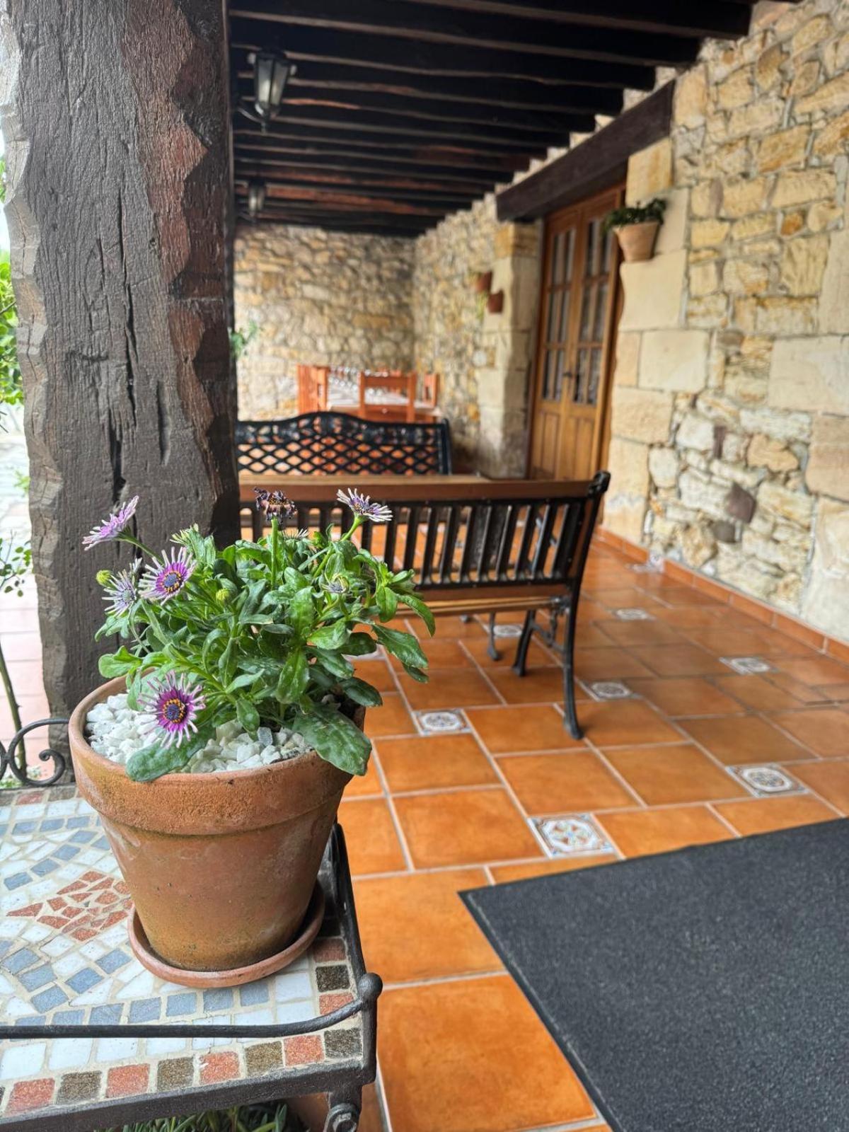 לינה וארוחת בוקר La Venta De Quijas מראה חיצוני תמונה