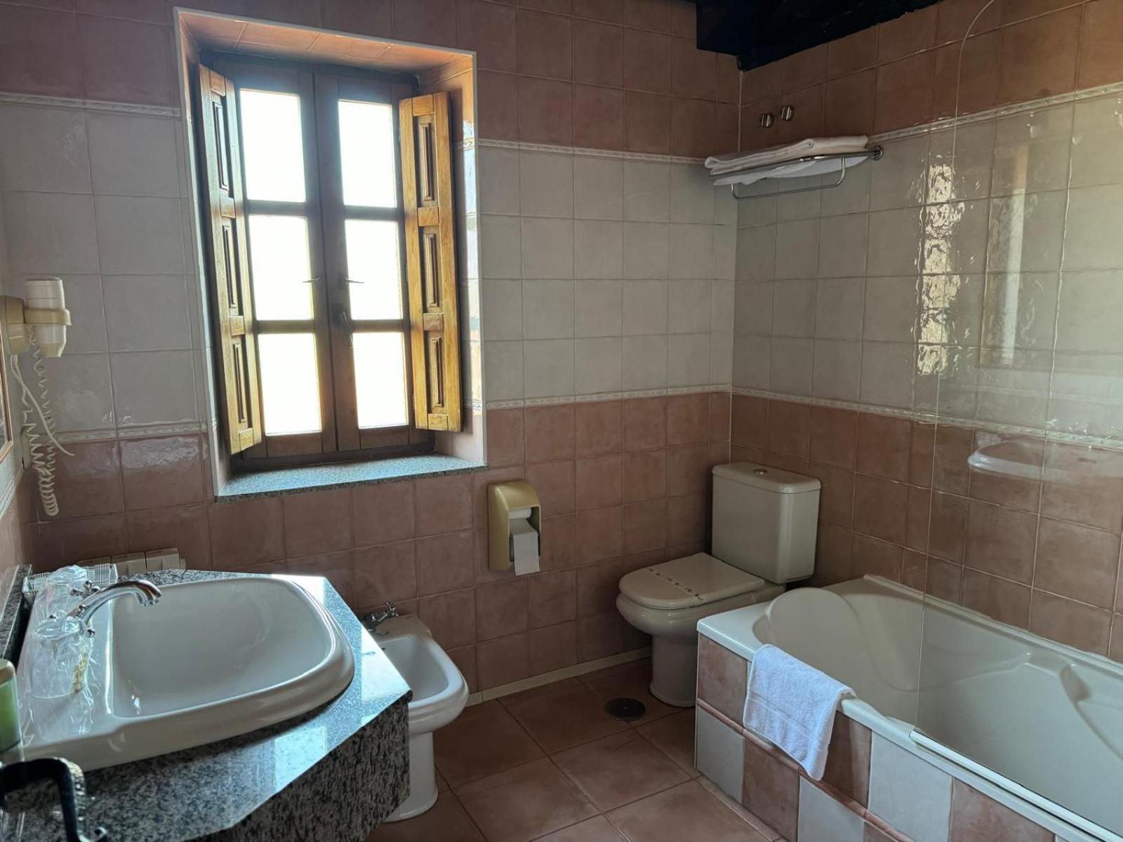 לינה וארוחת בוקר La Venta De Quijas מראה חיצוני תמונה