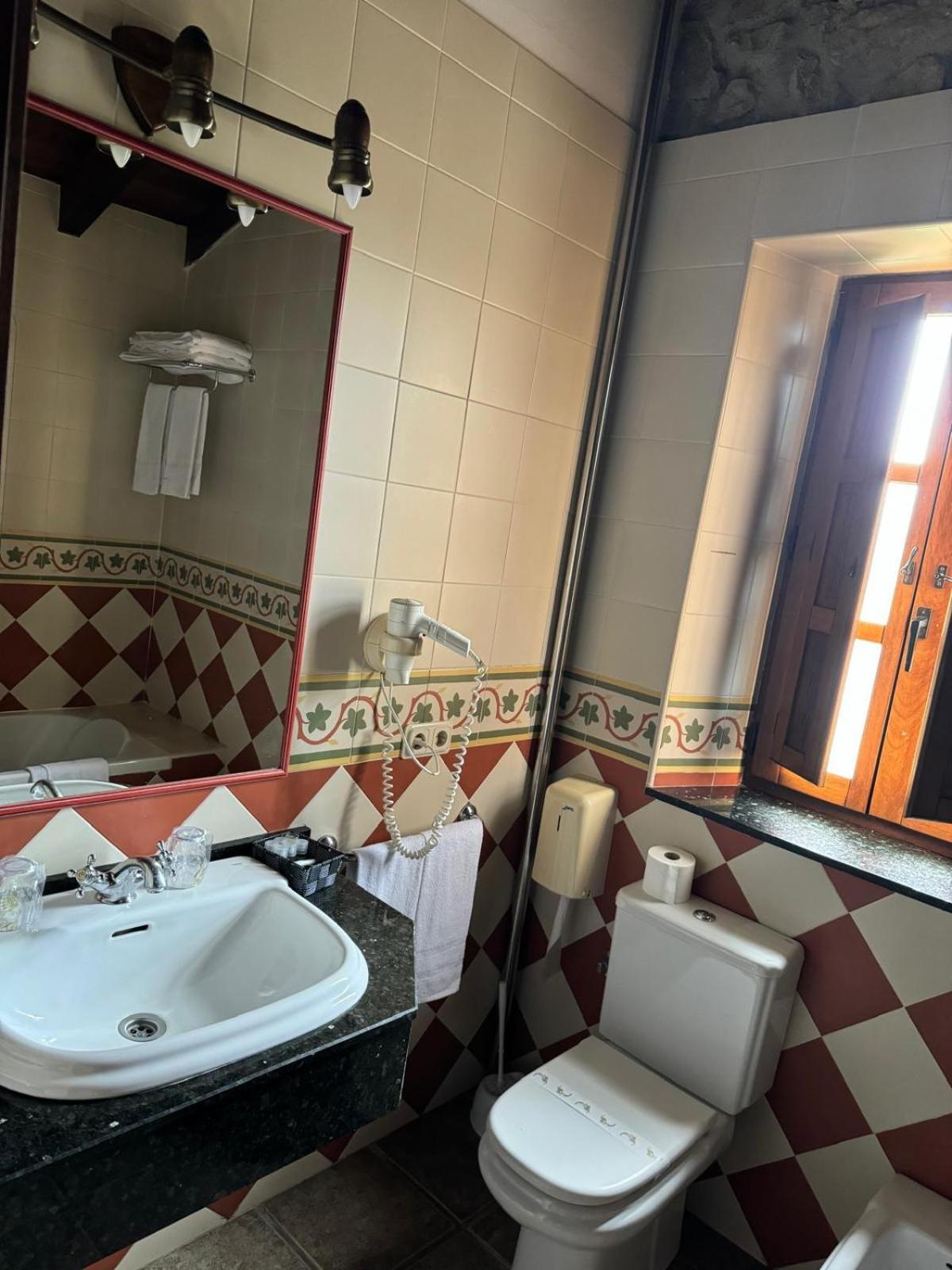 לינה וארוחת בוקר La Venta De Quijas מראה חיצוני תמונה