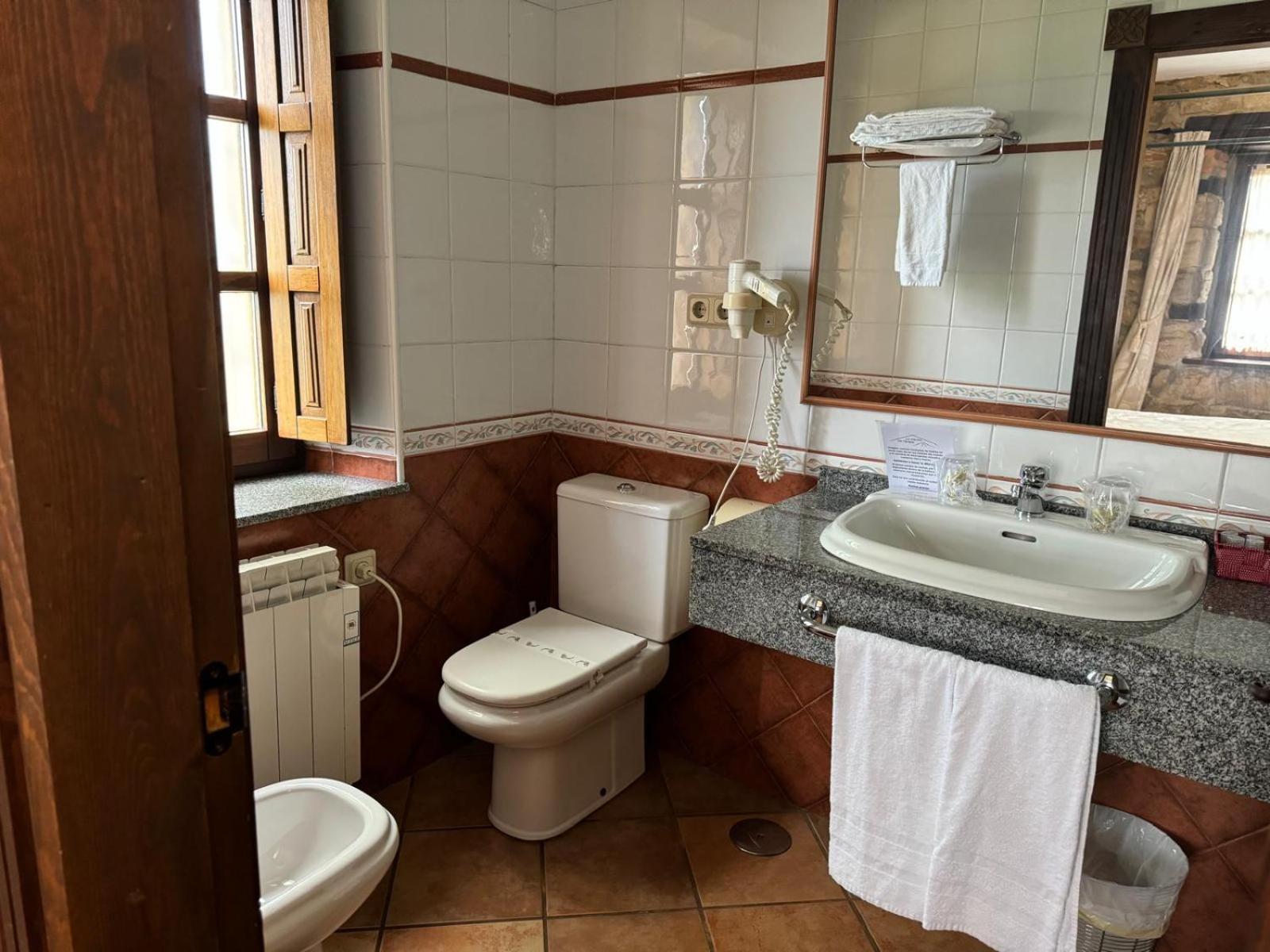 לינה וארוחת בוקר La Venta De Quijas מראה חיצוני תמונה